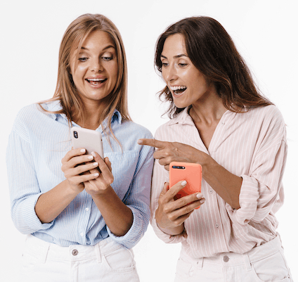Two ladies asking for help via xoonio seeker app.